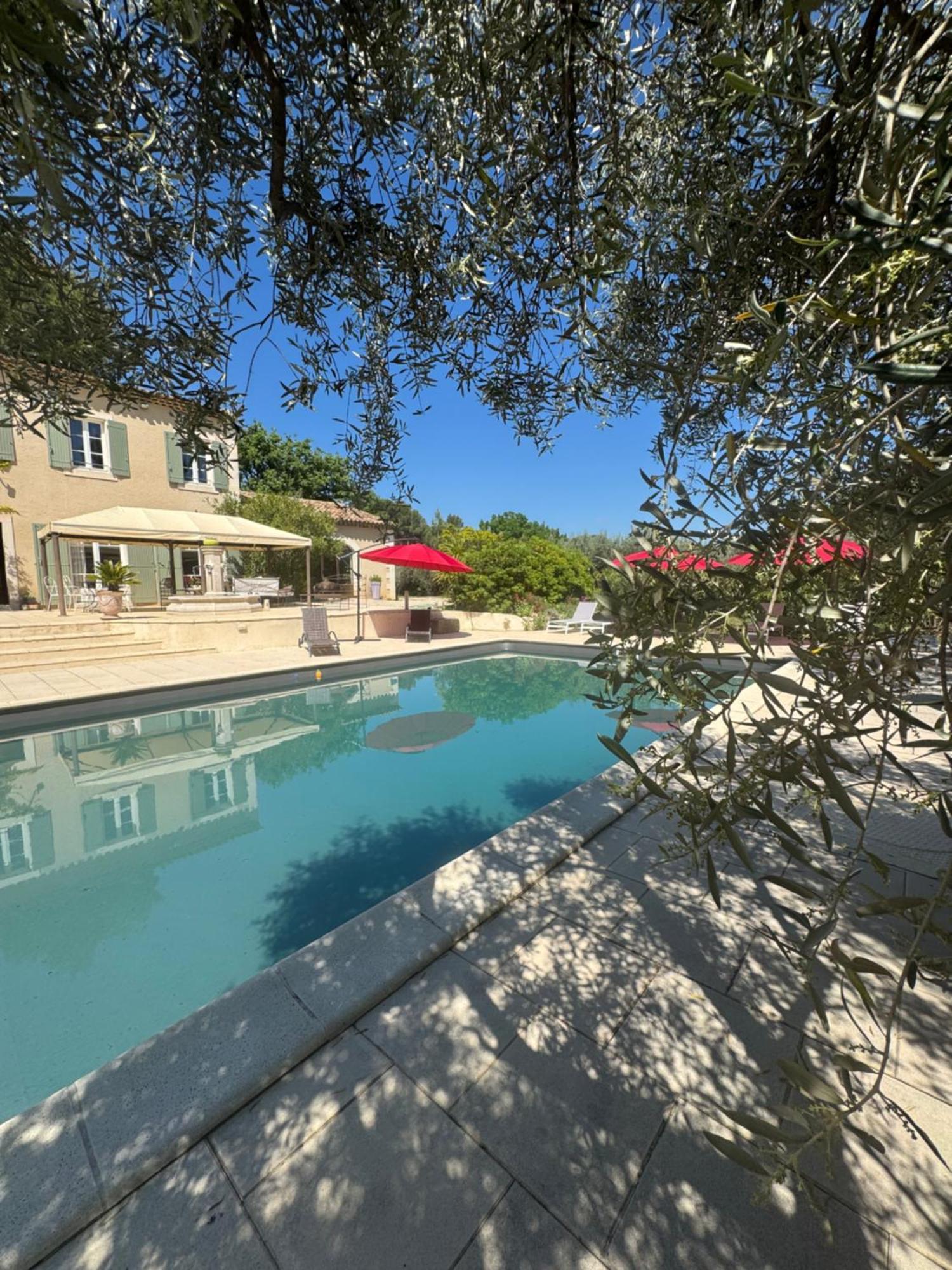Appel Du Luberon Villa Mérindol Eksteriør billede